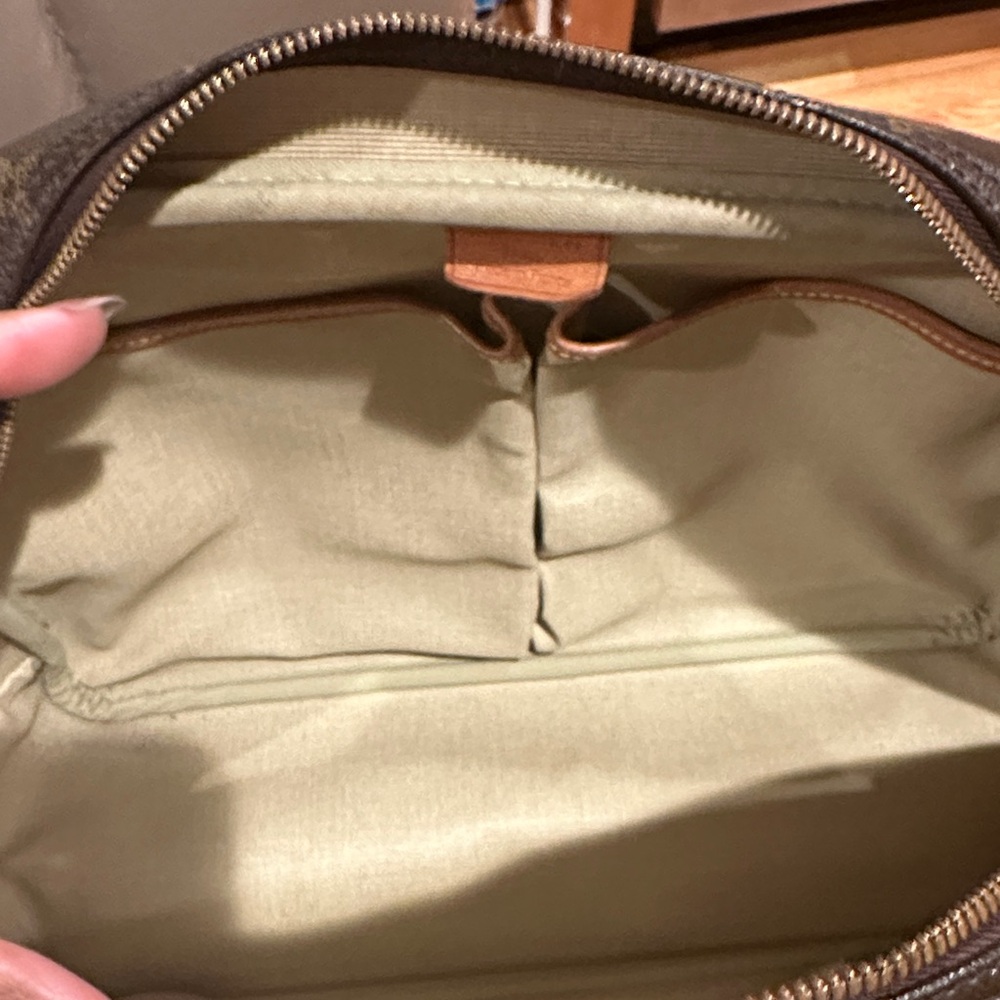 Authentic monogram Louis Vuitton Deauville - Picture 11 of 16